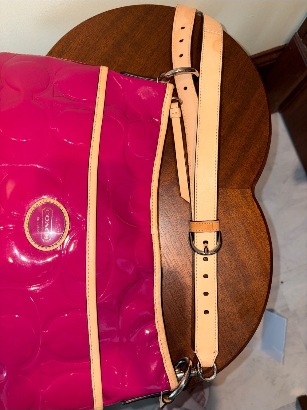 Coach Peyton Patent convertible bag Shoulder/Crossbody Fuchsia /Tan leather Trim - Picture 14 of 17